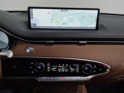 2024 Genesis GV70 — миниатюра 20