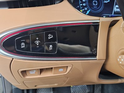 2024 Genesis GV70 — миниатюра 25