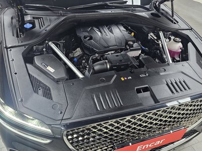 صورة 7 لـ 2022 Genesis GV70