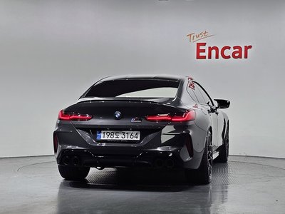 BMW M8 - 4