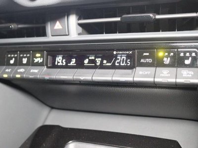 2023 Toyota CROWN SPORT thumbnail 33