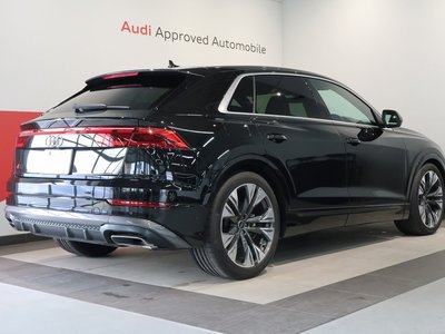 AUDI Q8 - 4