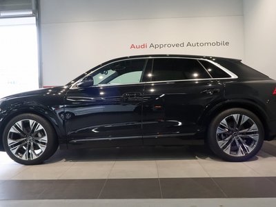 AUDI Q8 - 3