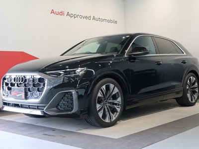AUDI Q8 - 1