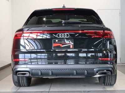 AUDI Q8 - 5