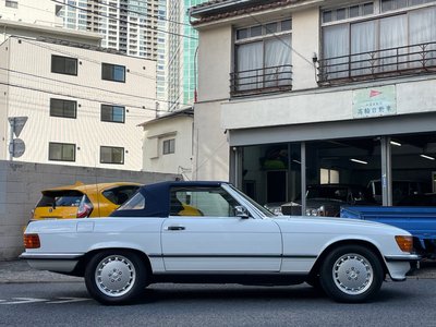 MERCEDES-BENZ SL - 8