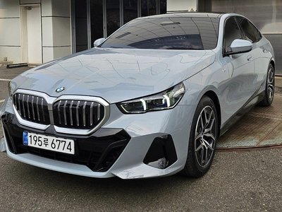 BMW 5 SERIES - 3