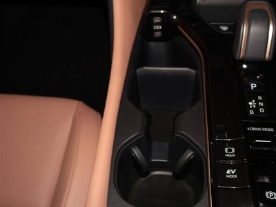 2024 Toyota CROWN SPORT thumbnail 19
