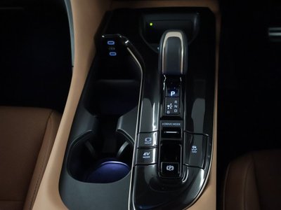2024 Toyota CROWN SPORT thumbnail 16