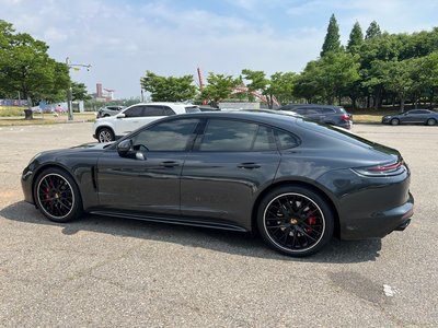 PORSCHE PANAMERA - 2