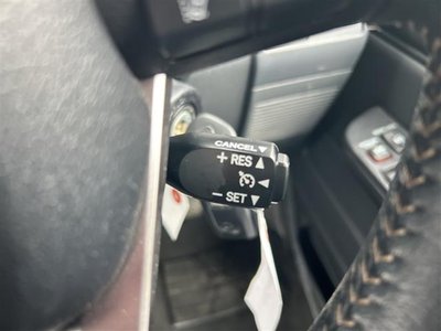 TOYOTA LAND CRUISER - 4