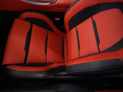 صورة 7 لـ 2024 Mercedes-BENZ GT AMG