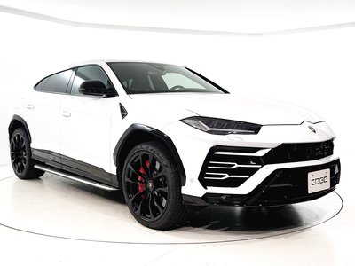 LAMBORGHINI URUS - 9