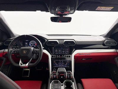 LAMBORGHINI URUS - 2