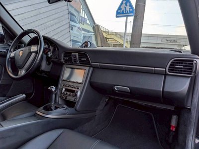 صورة مصغرة 24 لـ 2005 Porsche 911