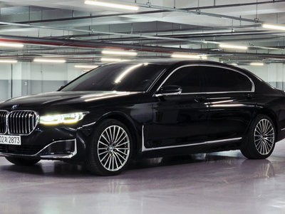 BMW 7 SERIES - 1