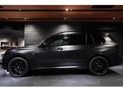 2025 BMW X7 — фото 3