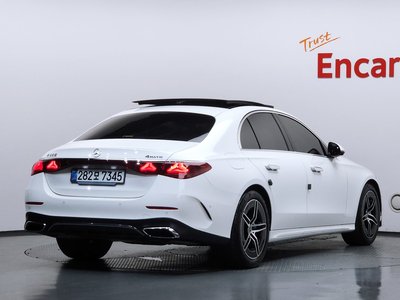 صورة 4 لـ 2025 Mercedes-BENZ E-CLASS