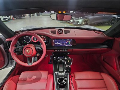 PORSCHE 911 - 6
