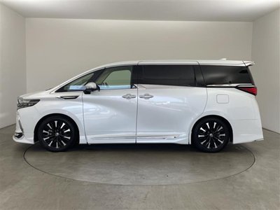 2024 Toyota ALPHARD photo 8