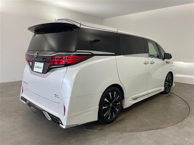 2024 Toyota ALPHARD photo 5