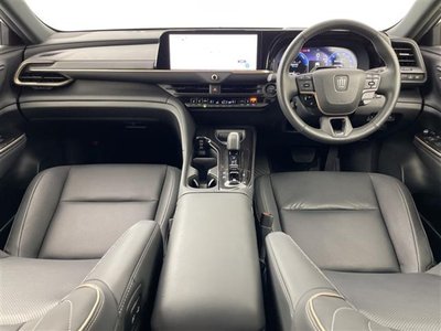 TOYOTA CROWN SPORT - 2