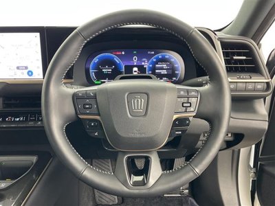 TOYOTA CROWN SPORT - 10