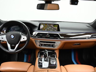 BMW 7 SERIES - 4