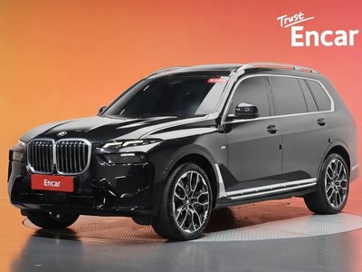 2024 BMW X7 — фото 1