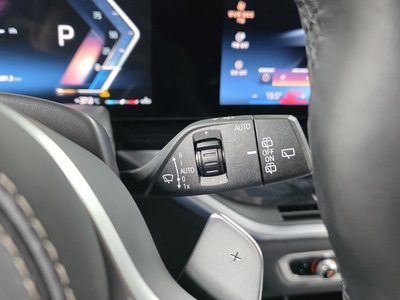 2024 BMW X7 — миниатюра 30