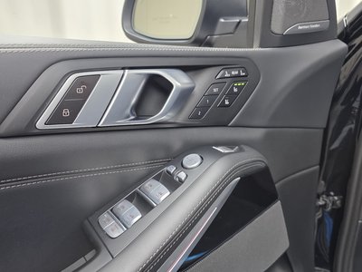 2024 BMW X7 — миниатюра 28