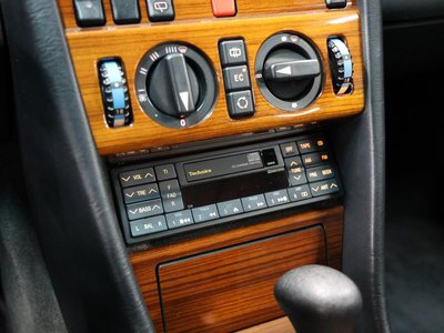 1993 Mercedes-BENZ MEDIUM-CLASS 缩略图 57