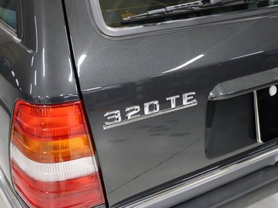 1993 Mercedes-BENZ MEDIUM-CLASS 缩略图 37
