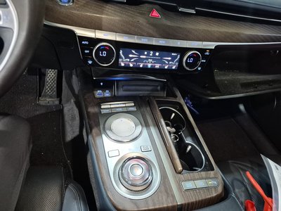 GENESIS G80 (RG3) - 7