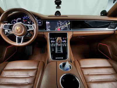 PORSCHE PANAMERA - 5