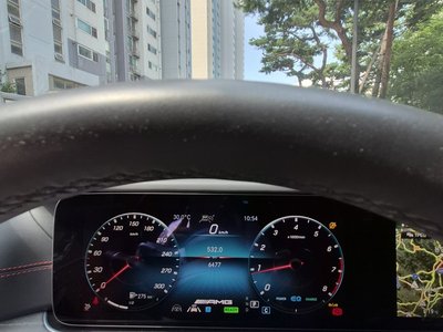 صورة 8 لـ 2023 Mercedes-BENZ GT AMG