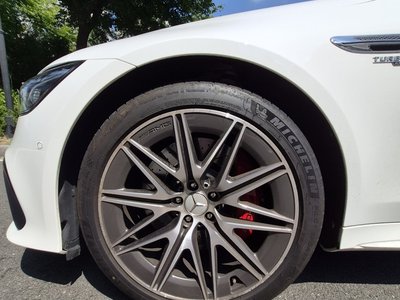 صورة 7 لـ 2023 Mercedes-BENZ GT AMG