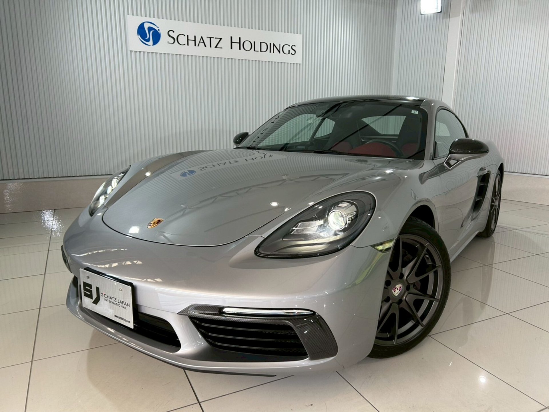 PORSCHE 718 CAYMAN - View 1