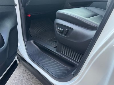 TOYOTA ALPHARD - 10