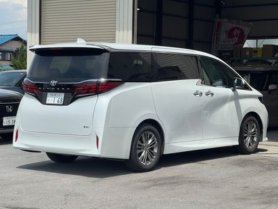 TOYOTA ALPHARD - 2