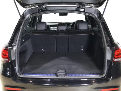 MERCEDES-BENZ GLC - 8