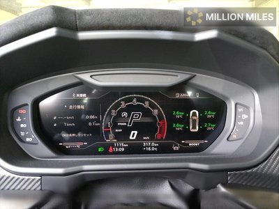 LAMBORGHINI URUS - 6