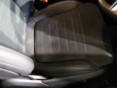 MERCEDES-BENZ C-CLASS - 10