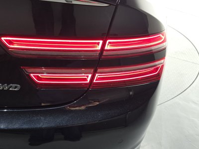 GENESIS G80 (RG3) - 10