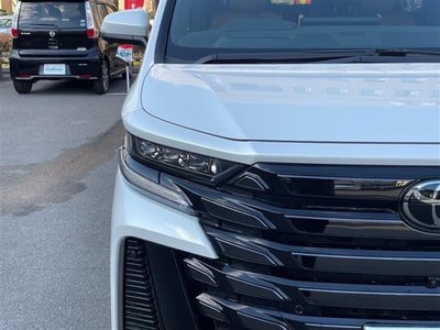 TOYOTA VELLFIRE - 10