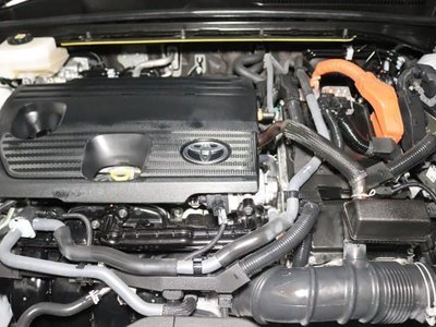 TOYOTA CROWN SPORT - 4