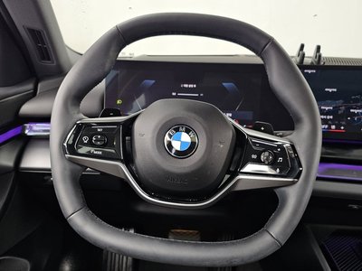 2025 BMW 5 SERIES — миниатюра 19