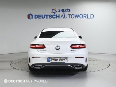 MERCEDES-BENZ E-CLASS - 3