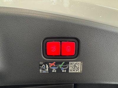 MERCEDES-BENZ CLE - 10