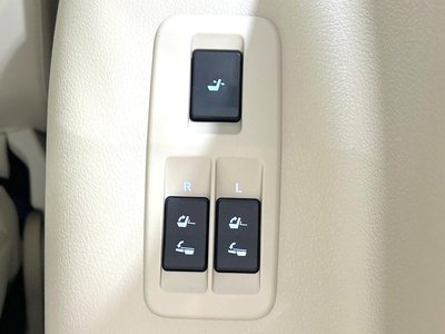 2023 Toyota LAND CRUISER PRADO — миниатюра 30